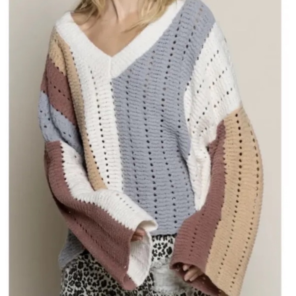 POL Colorblock V-Neck Sweater Size L EUC